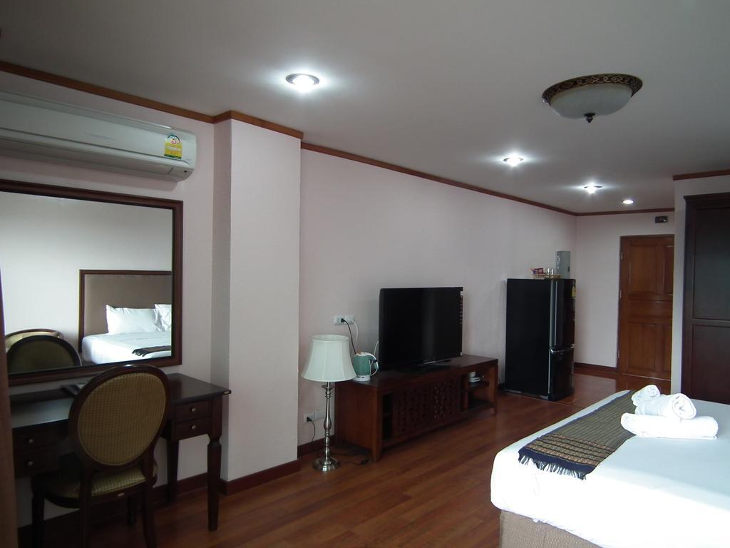 Ferienwohnung Abricole At Pattaya Hill Exterior foto