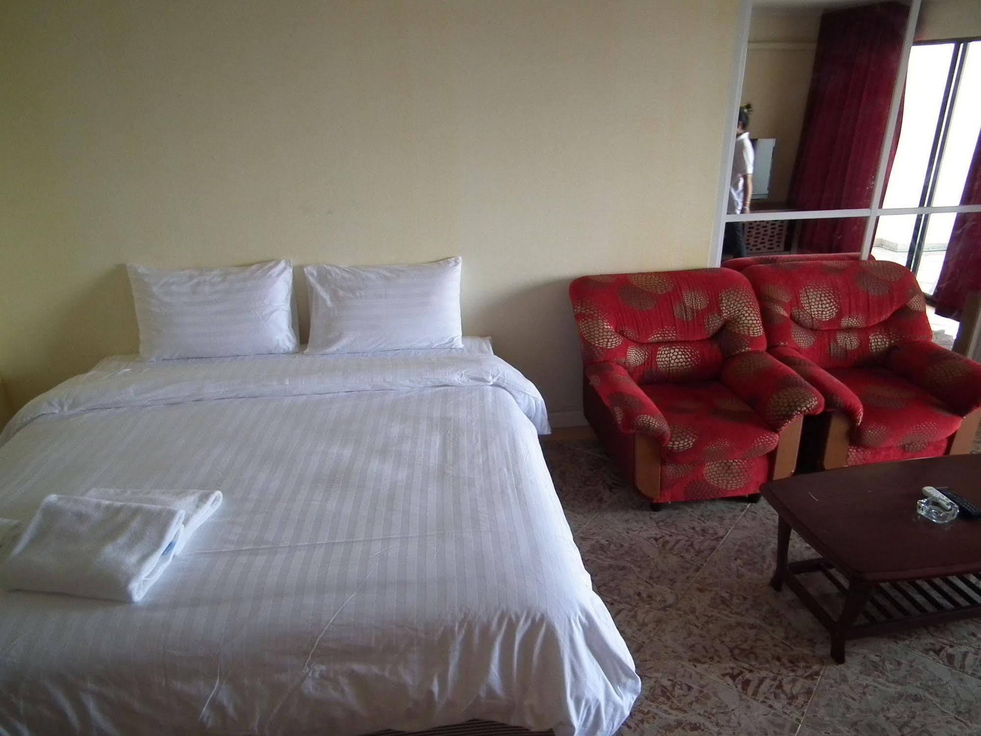 Ferienwohnung Abricole At Pattaya Hill Exterior foto