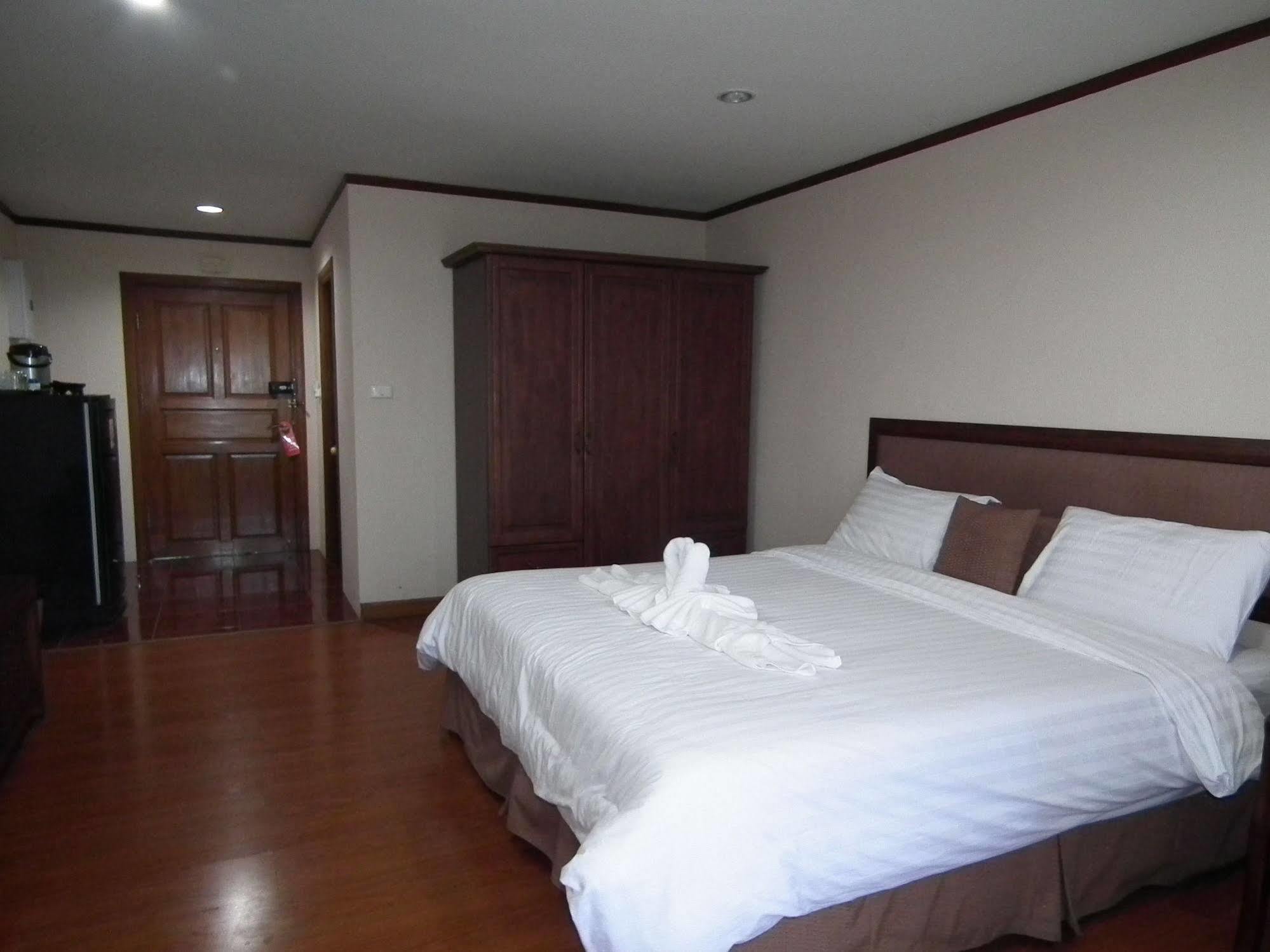 Ferienwohnung Abricole At Pattaya Hill Exterior foto