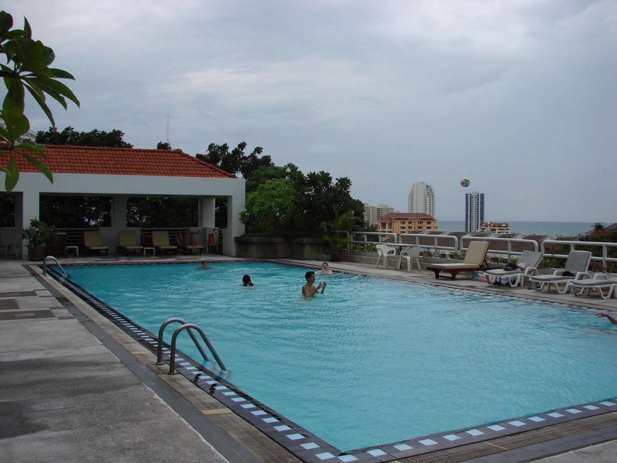 Ferienwohnung Abricole At Pattaya Hill Exterior foto