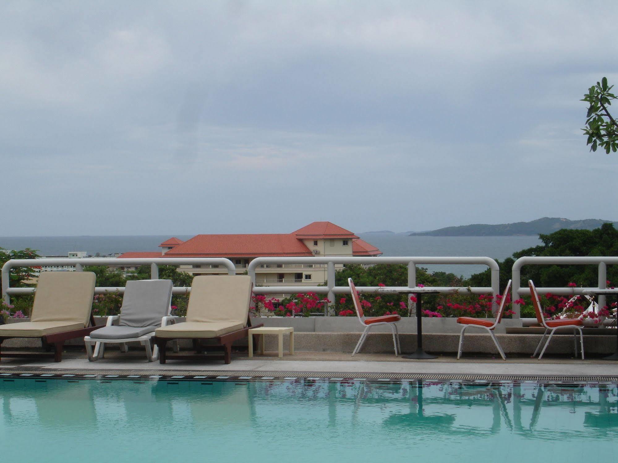 Ferienwohnung Abricole At Pattaya Hill Exterior foto