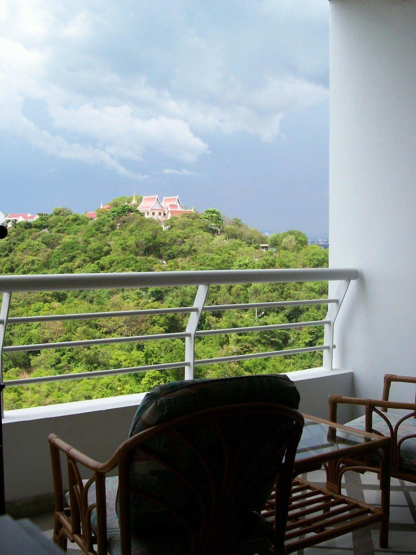 Ferienwohnung Abricole At Pattaya Hill Exterior foto