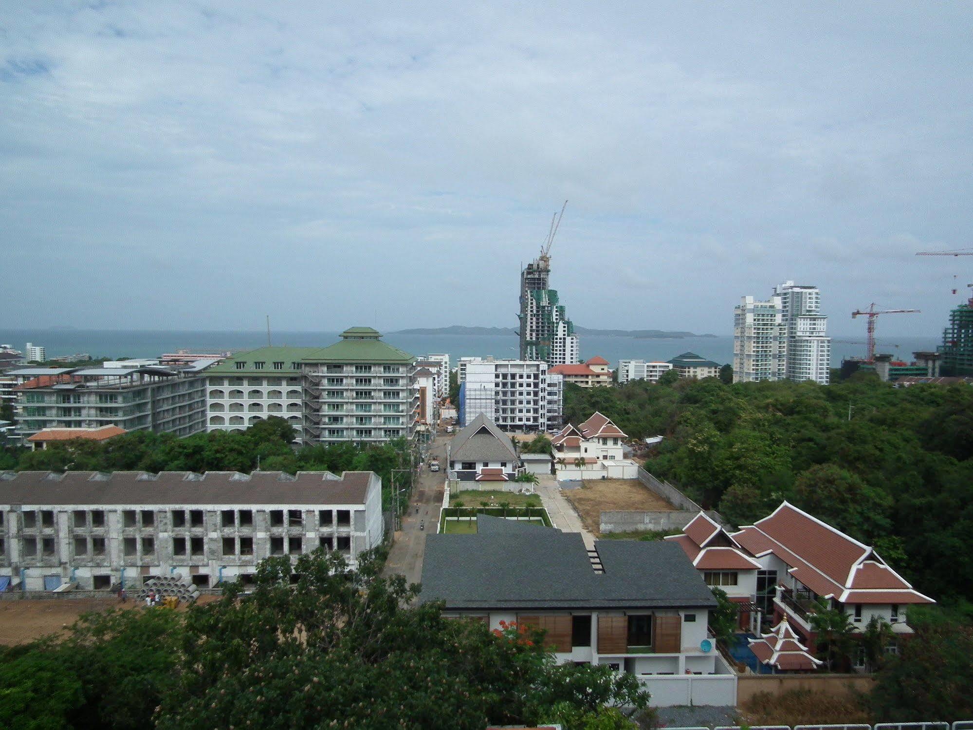 Ferienwohnung Abricole At Pattaya Hill Exterior foto